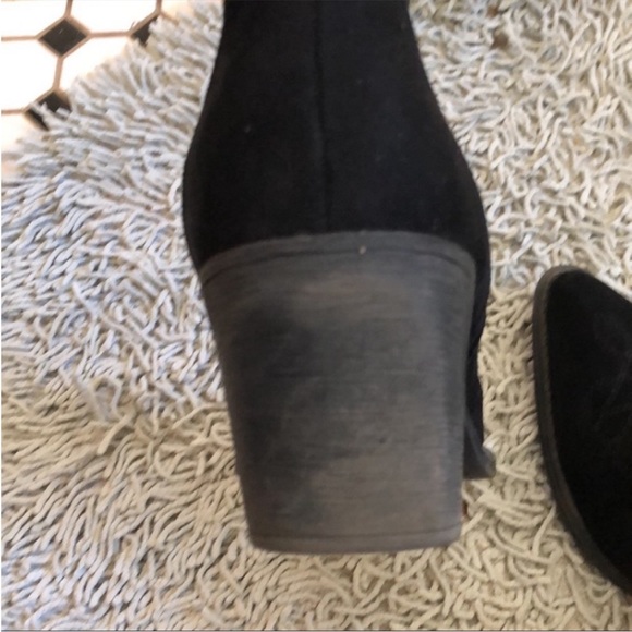 Forever 21 Pointed Toe Ankle Western Suede Boots - Picture 5 of 7